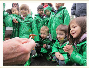 Volunteer at the Children’s Clean Water Festival